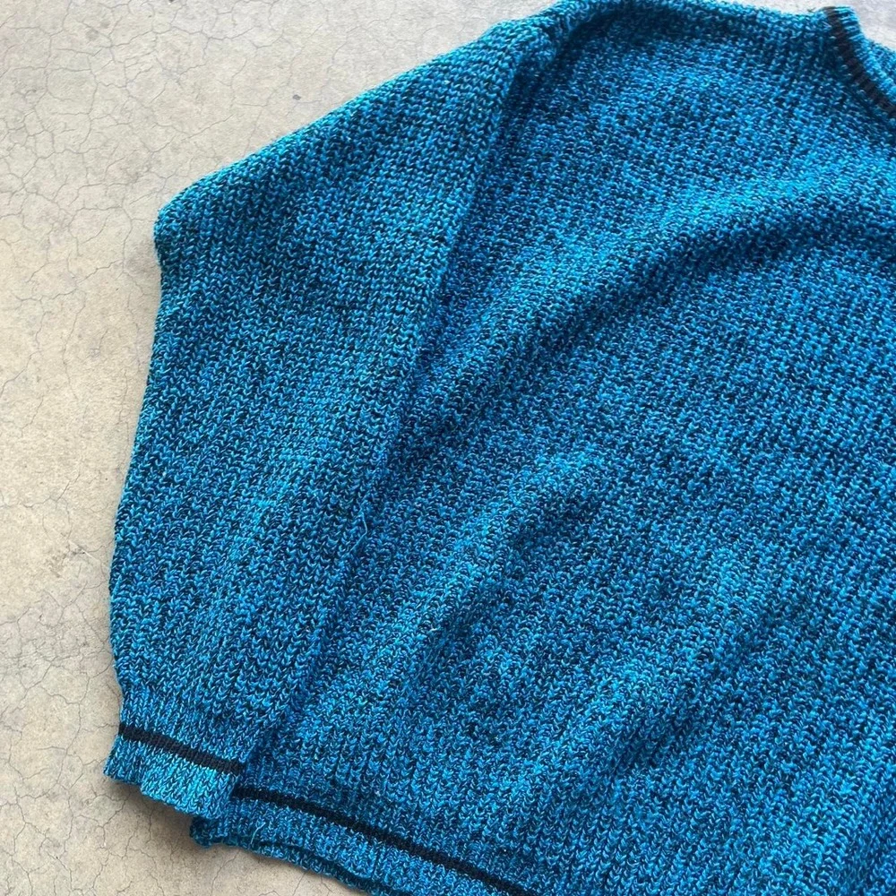 Vintage traditionalist blue knit sweater